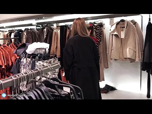 ❤️ Wasagaji hupiga punyeto na kulamba pussy store - gin gerson crystal marilyn Ponografia kali ❌